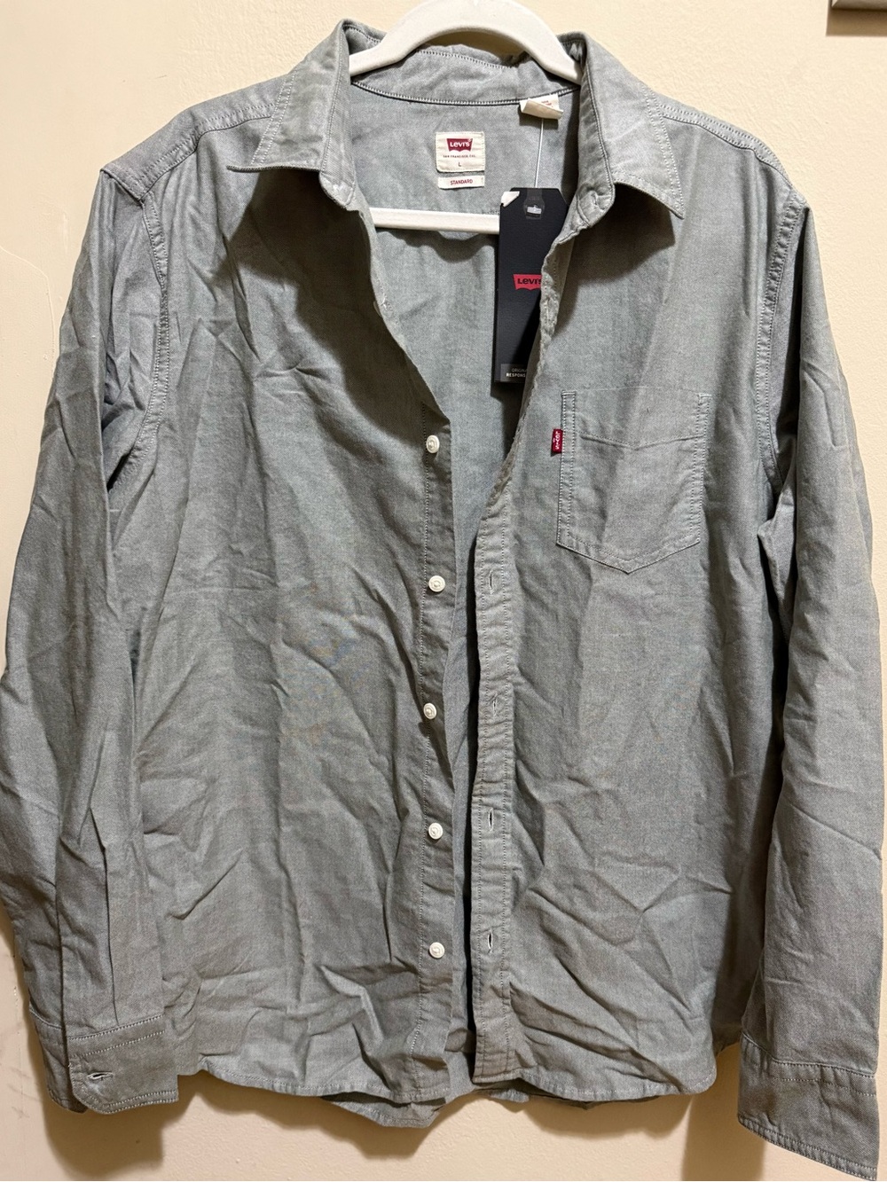 Levi's Men's Light Gray Button-Front Shirt, Size L, NWT